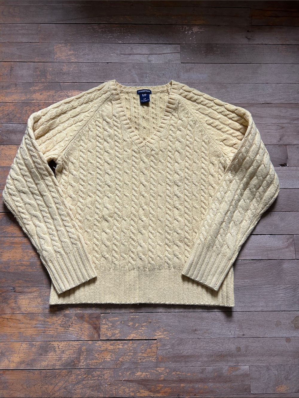 GAP Yellow Cable Knit V-Neck lambs wool Sweater